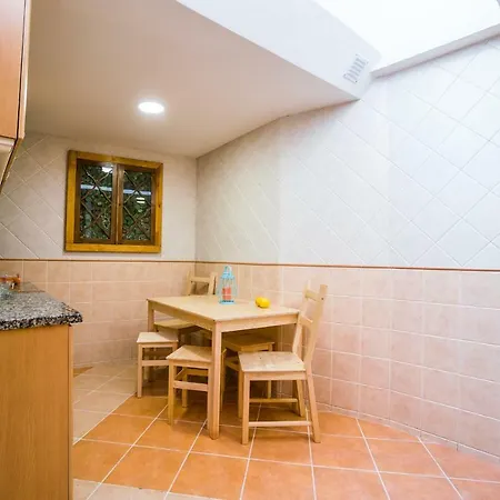 Sardinha Flat Near Av. Liberdade Lisbona