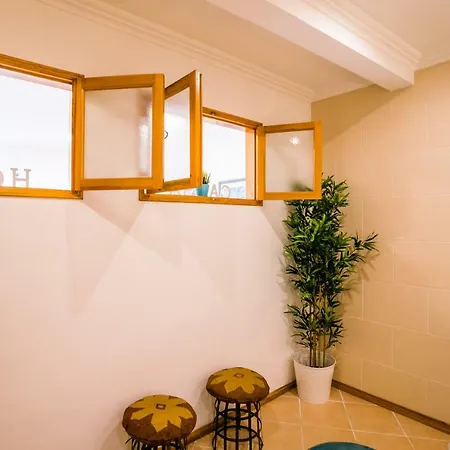Sardinha Flat Near Av. Liberdade Appartamento